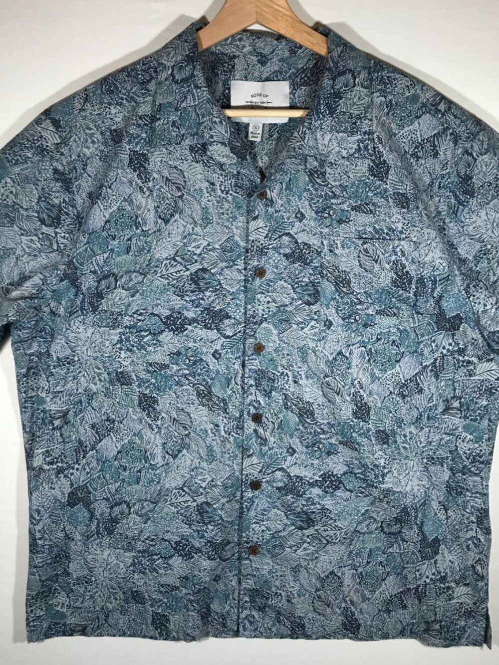 Sons Of Fortune Men's XL Blue Button Up Short Sleeve Shirt  Loop Collar